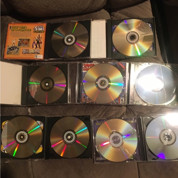 The Sims Bundle Expansion Packs Deluxe Edition, 8 The Sims 2 pc games - Picture 2 of 4